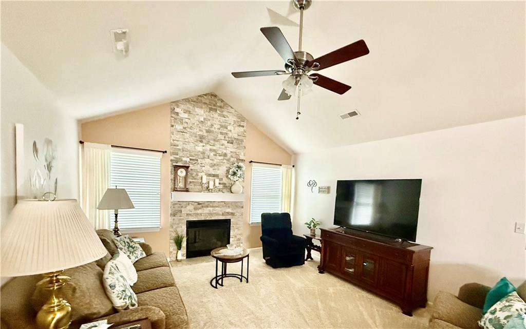 194 Wood Hawk Lane Butler, PA 16001 - Photo 6 of 31