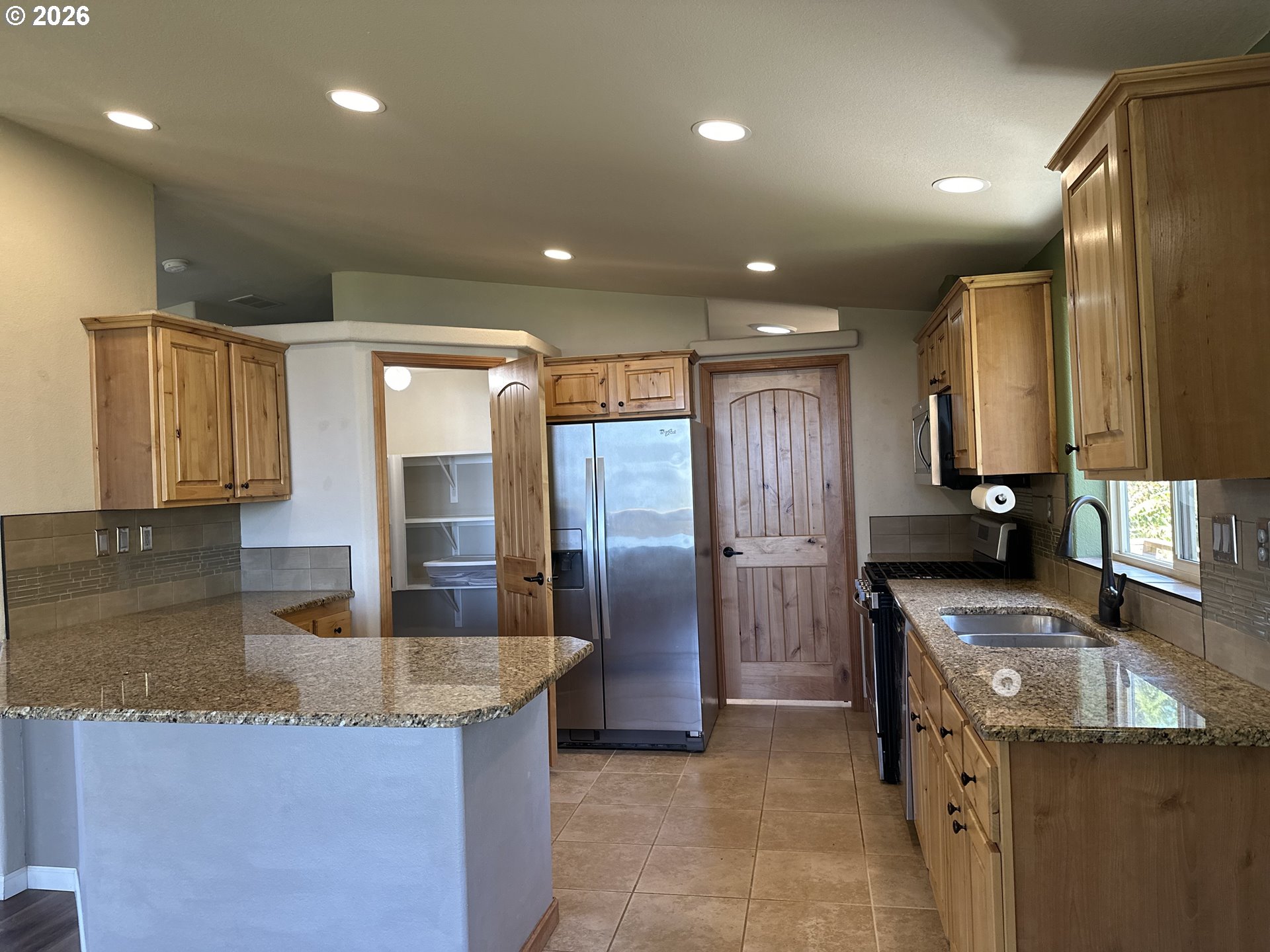 96422 Alder Ridge Road Brookings, OR 97415 - Photo 5 of 44 Kitchen