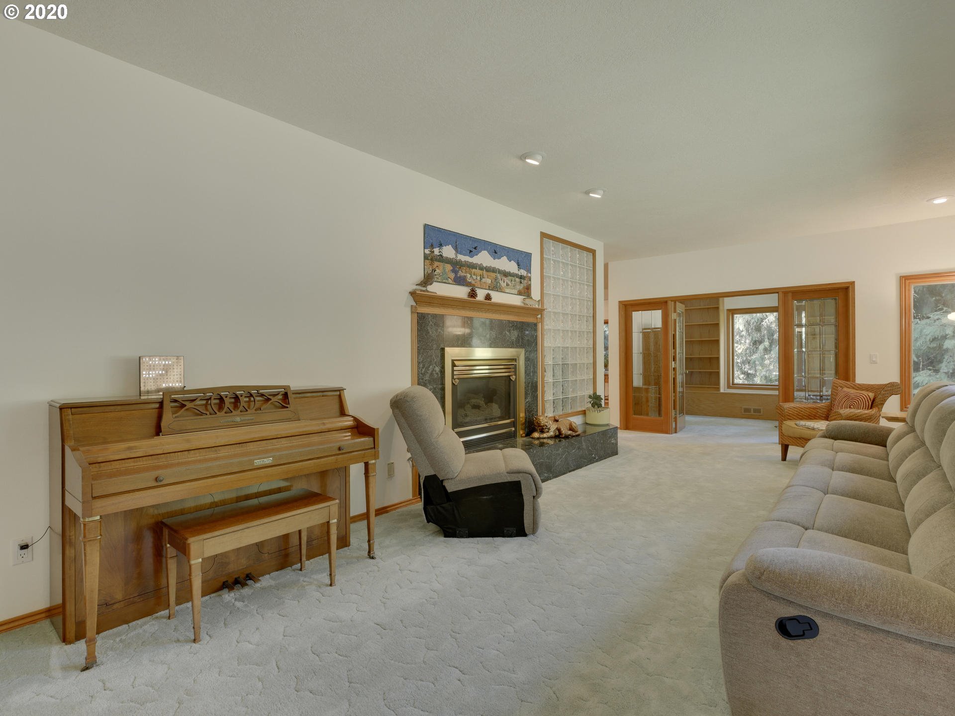13965 Southeast Rusk Road Milwaukie, OR 97222 - Photo 4 of 32