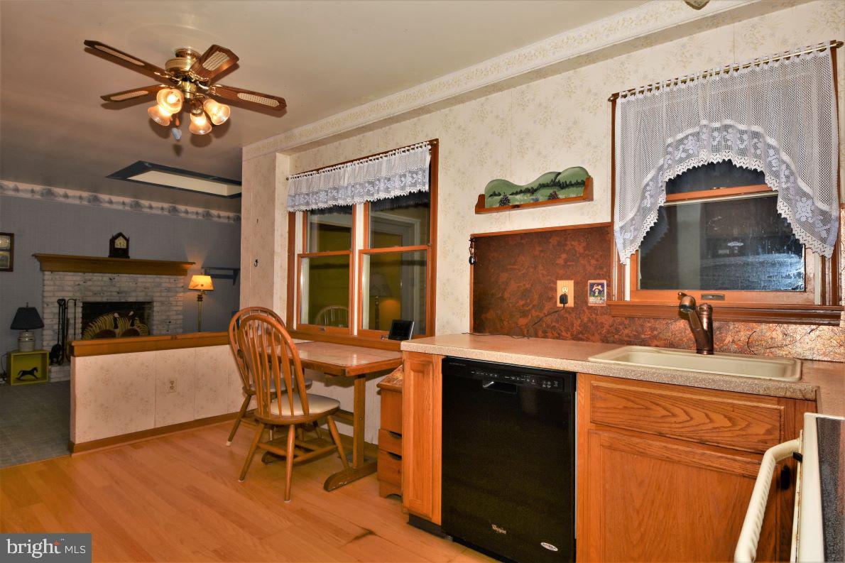 1892 Little Road Perkiomenville, PA 18074 - Photo 16 of 38 V2