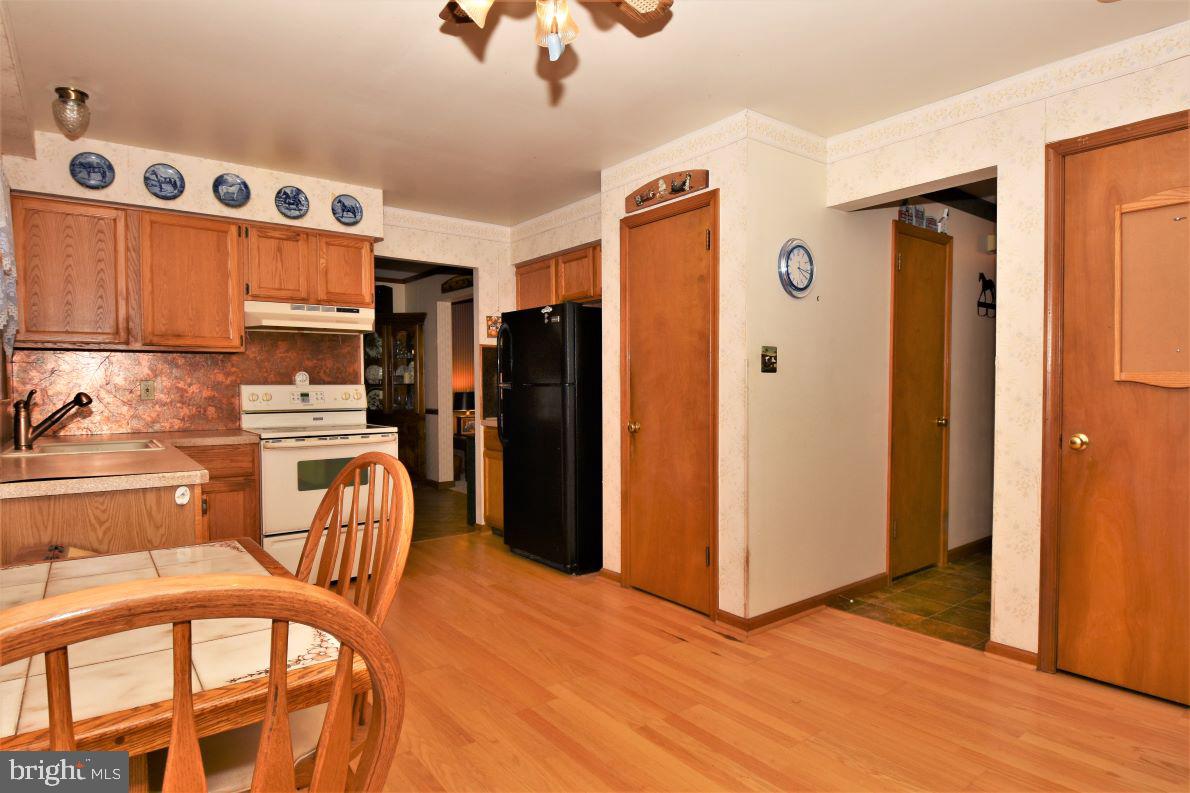 1892 Little Road Perkiomenville, PA 18074 - Photo 17 of 38 V3