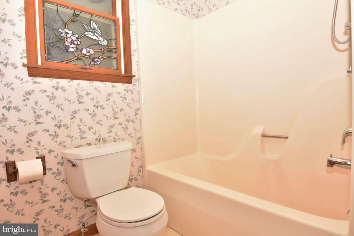 1892 Little Road Perkiomenville, PA 18074 - Photo 32 of 38 V2