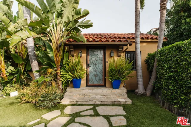 $7,700 | 428 North Harper Avenue, Los Angeles, CA 90048