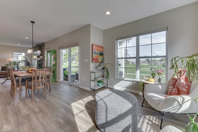 $649,900 | 2159 Somerset Drive, Franklin, IN 46131