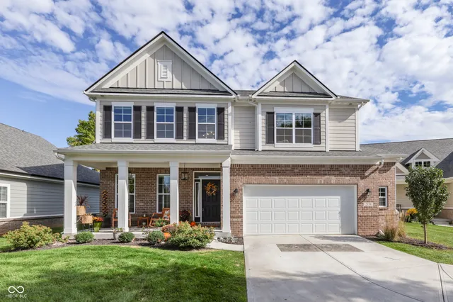 $649,900 | 2159 Somerset Drive, Franklin, IN 46131
