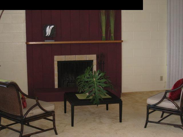 2040 L Kula Road Kula, HI 96790 - Photo 6 of 30 a living room with furniture and a potted plant