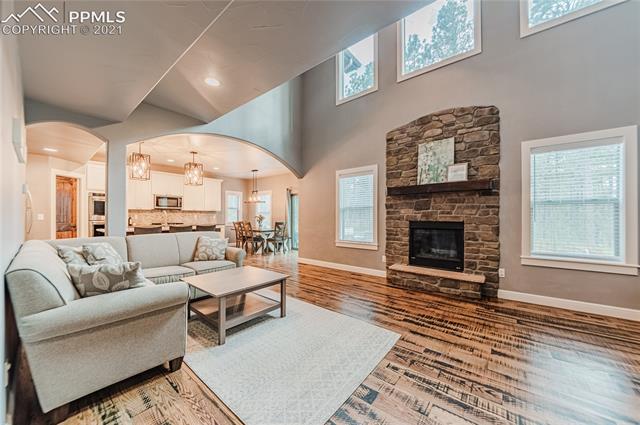 4255 Walker Road Colorado Springs, CO 80908 - Photo 9 of 40 Gallery Image 9