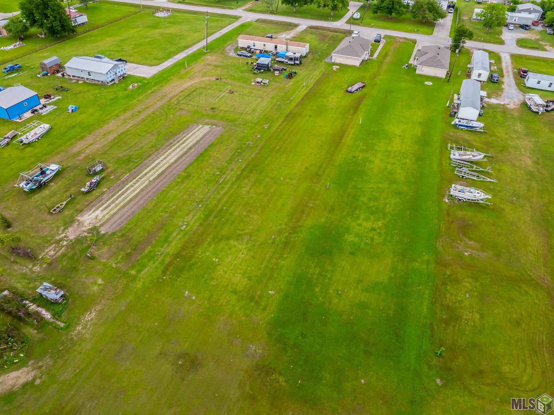 436-a&b Aragon Road Montegut, LA 70377 - Photo 3 of 11
