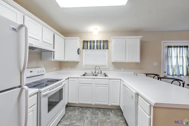 $134,900 | 211 Greenbriar Drive, Houma, LA 70364