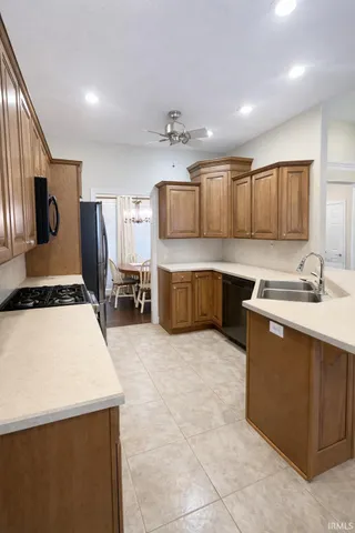 $379,900 | 2339 North Miller Reed Lane, Princeton, IN 47670