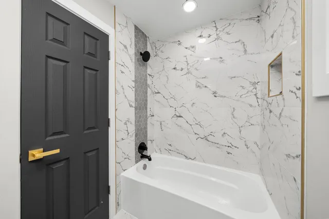 $240,000 | 16619 Marshfield Avenue, Markham, IL 60428