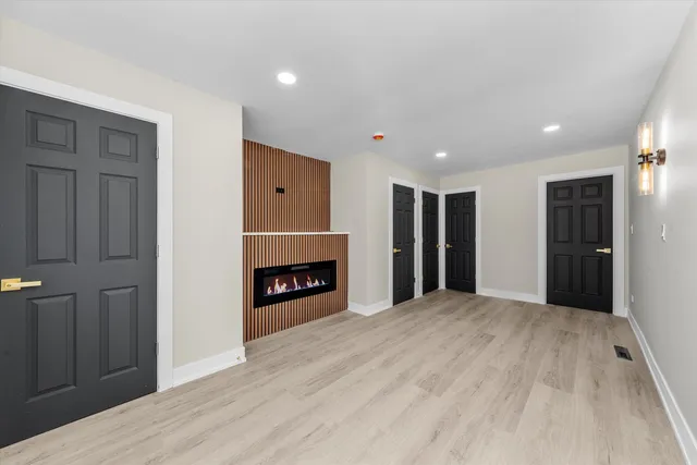 $240,000 | 16619 Marshfield Avenue, Markham, IL 60428