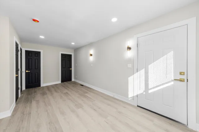 $240,000 | 16619 Marshfield Avenue, Markham, IL 60428