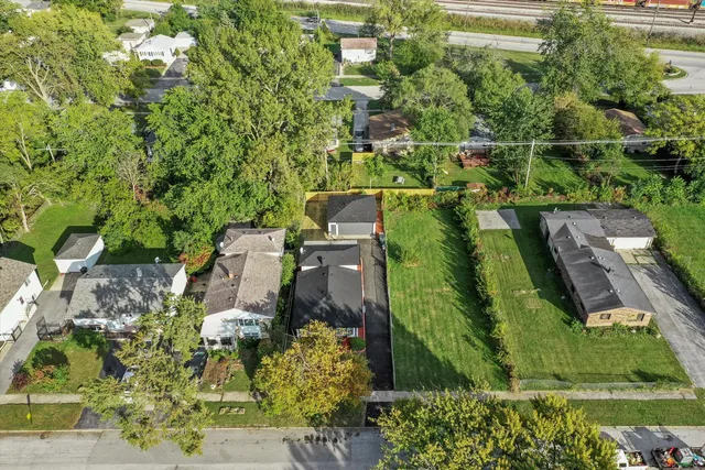 $240,000 | 16619 Marshfield Avenue, Markham, IL 60428