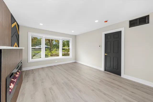 $240,000 | 16619 Marshfield Avenue, Markham, IL 60428