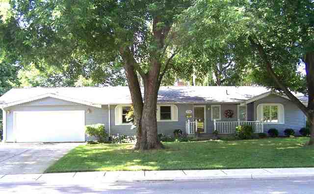 710 Westgate Road Washington, IL 61571 - Photo 1 of 12 Gallery Image 1