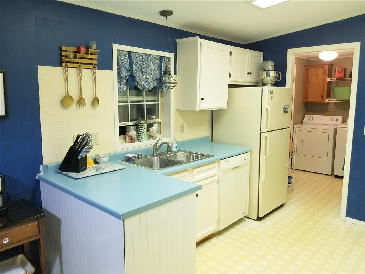 242 Redwood Road Loudon, NH 03307 - Photo 17 of 32 Gallery Image 17