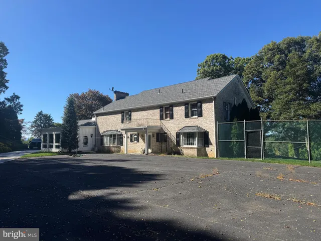 $624,995 | 586 Crestwood Drive, Chambersburg, PA 17202