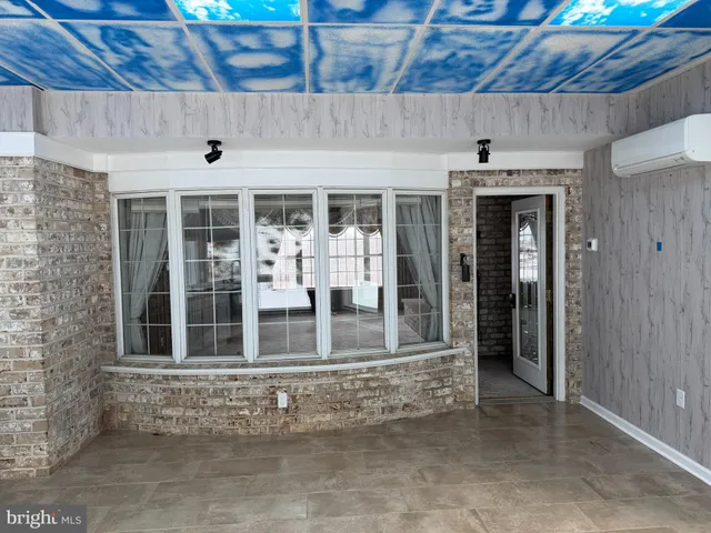 $624,995 | 586 Crestwood Drive, Chambersburg, PA 17202