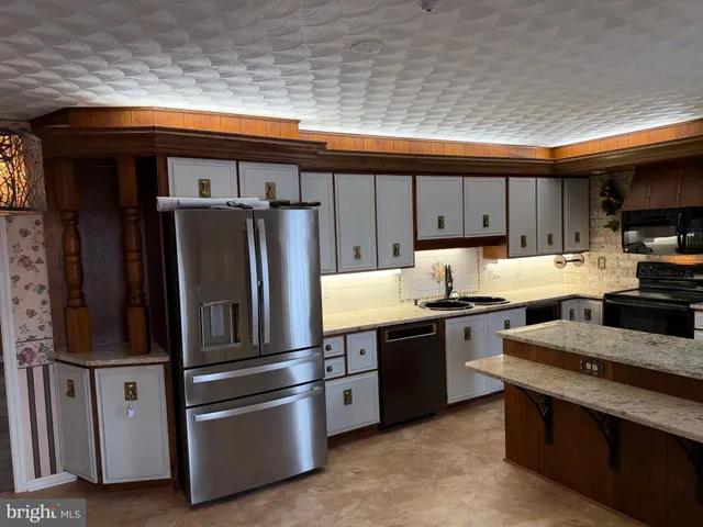 $624,995 | 586 Crestwood Drive, Chambersburg, PA 17202