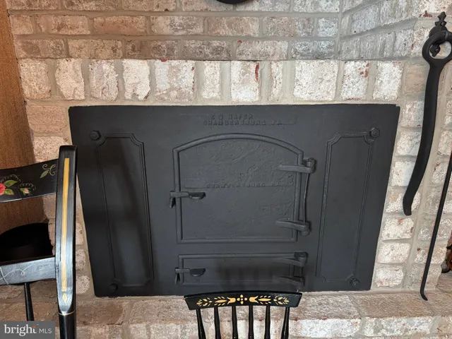 $649,995 | 586 Crestwood Drive, Chambersburg, PA 17202