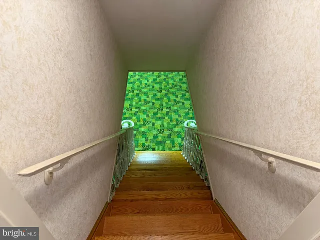 $624,995 | 586 Crestwood Drive, Chambersburg, PA 17202