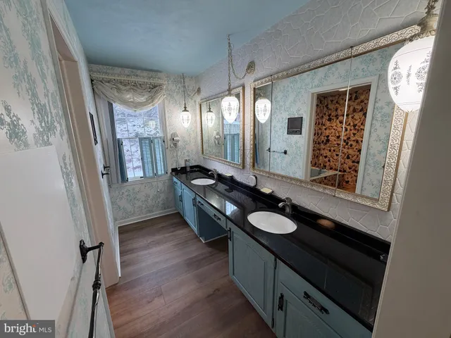 $624,995 | 586 Crestwood Drive, Chambersburg, PA 17202