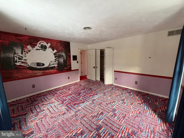 $624,995 | 586 Crestwood Drive, Chambersburg, PA 17202