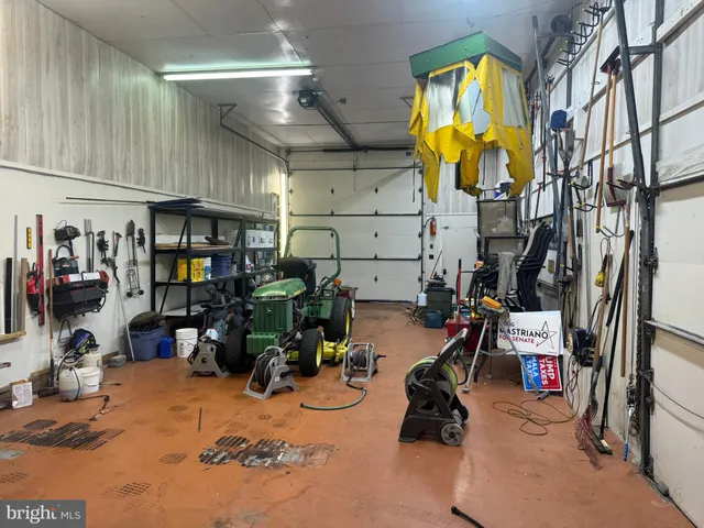 $624,995 | 586 Crestwood Drive, Chambersburg, PA 17202