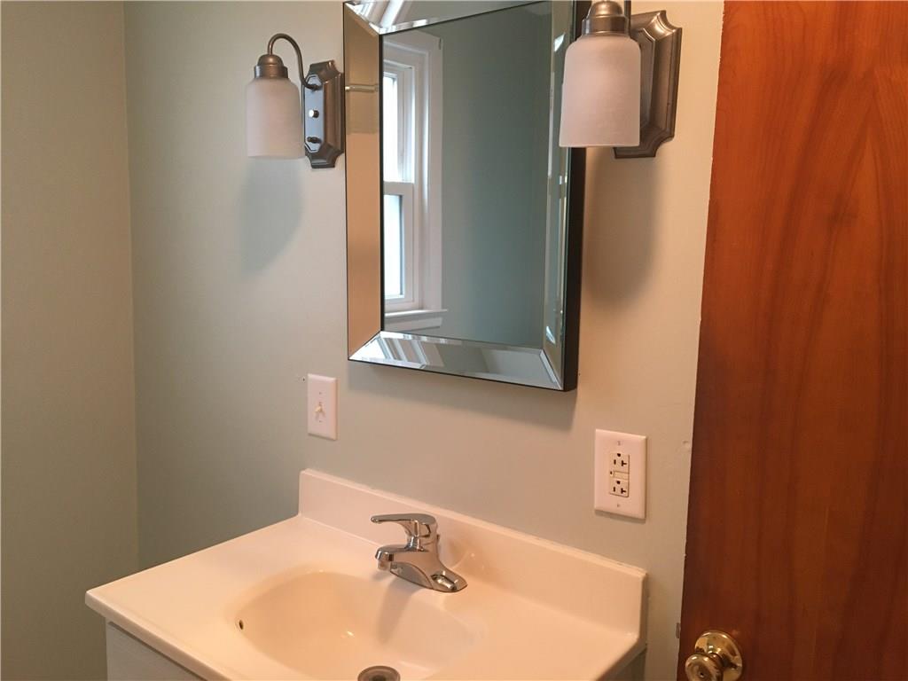 1110 Tuscarawas Road Beaver, PA 15009 - Photo 18 of 24 Nicely updated and super clean full bath.