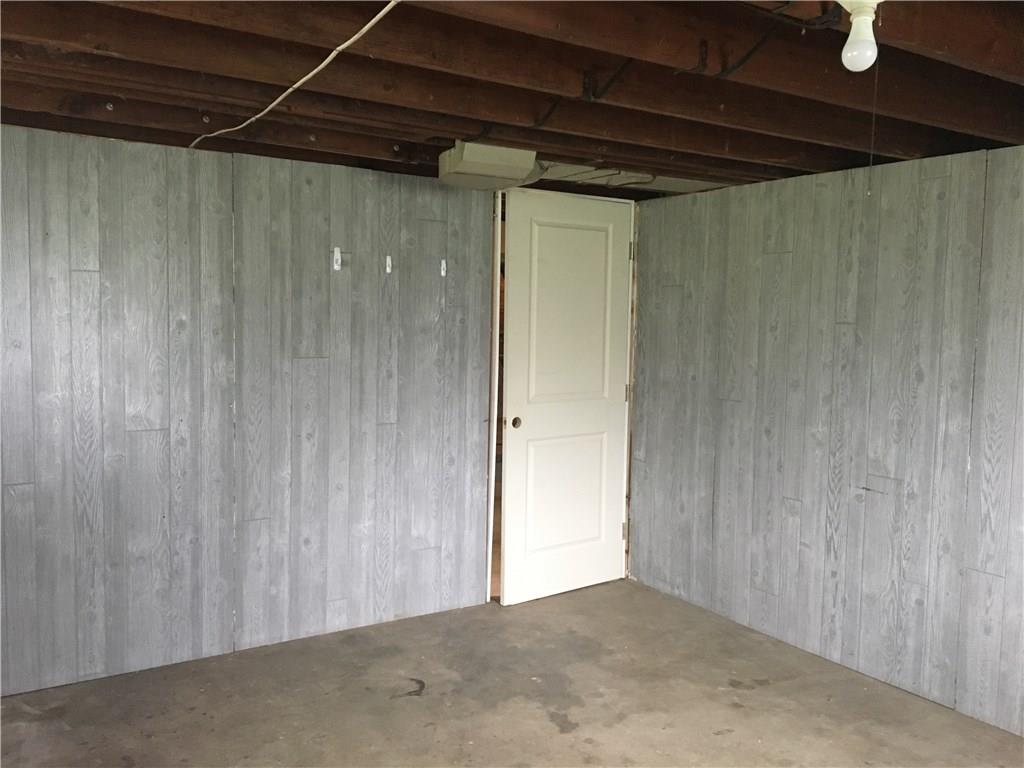 1110 Tuscarawas Road Beaver, PA 15009 - Photo 19 of 24 Additional room located on the lower level. To be used as you choose.
