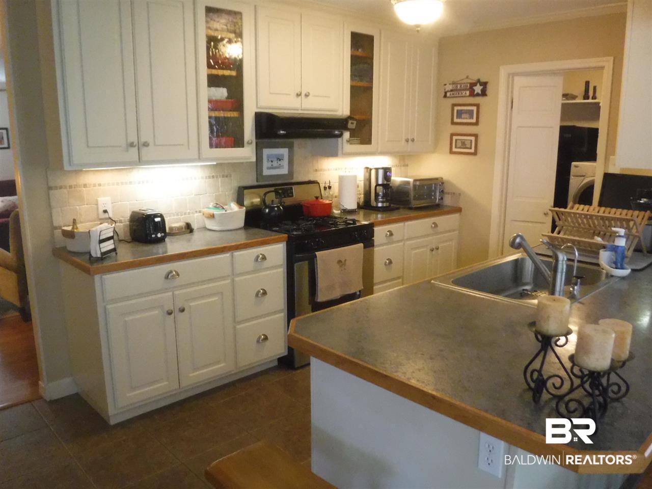 8098 Country Drive Mobile, AL 36619 - Photo 4 of 17