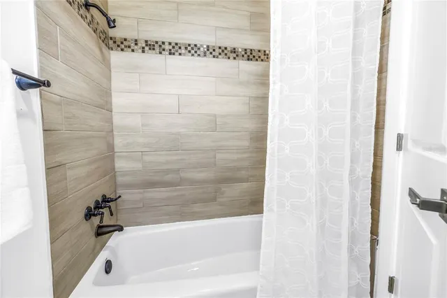 $5,000 | 17601 Sterling Terrace, Redington Shores, FL 33708