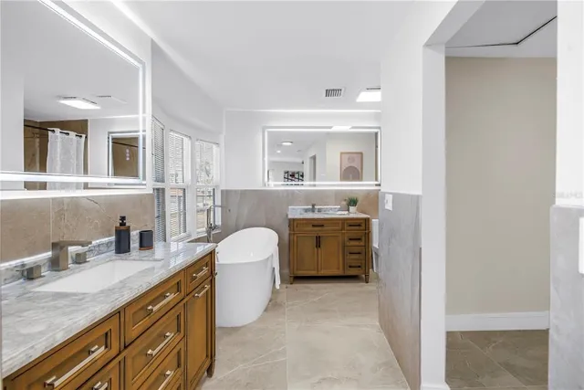 $5,000 | 17601 Sterling Terrace, Redington Shores, FL 33708