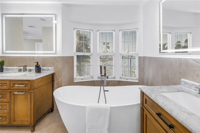 $5,000 | 17601 Sterling Terrace, Redington Shores, FL 33708