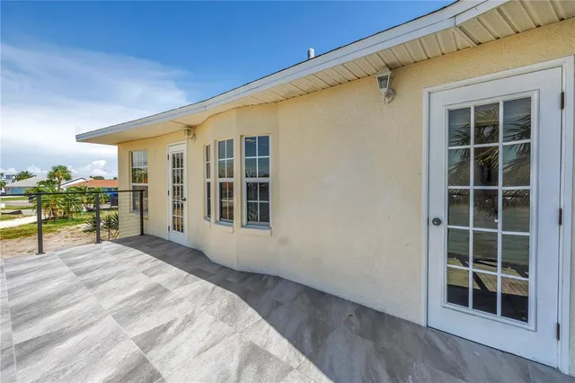 $5,000 | 17601 Sterling Terrace, Redington Shores, FL 33708