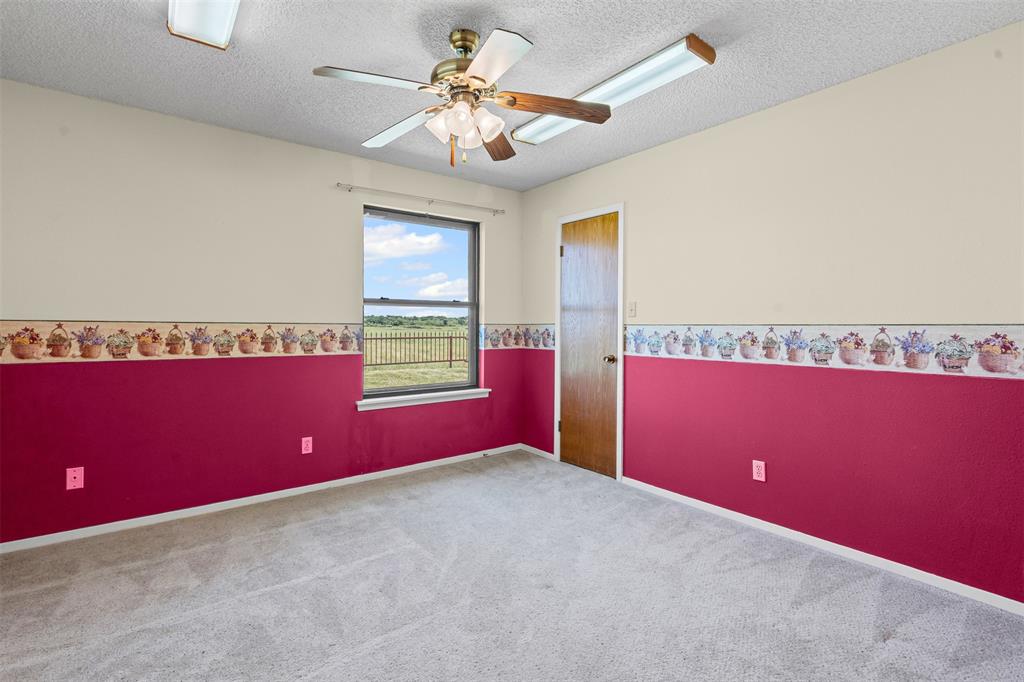 237 Hcr 1444 Covington, TX 76636 - Photo 12 of 39