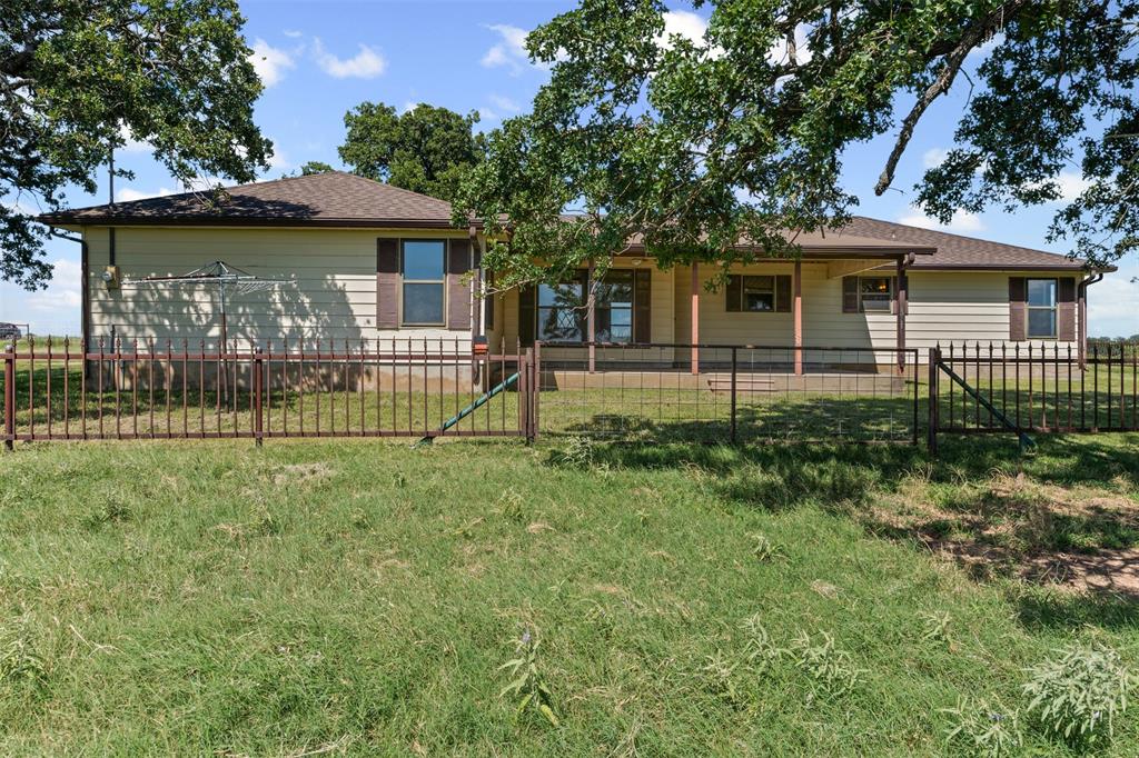 237 Hcr 1444 Covington, TX 76636 - Photo 25 of 39