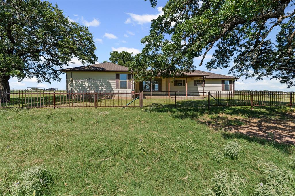 237 Hcr 1444 Covington, TX 76636 - Photo 26 of 39