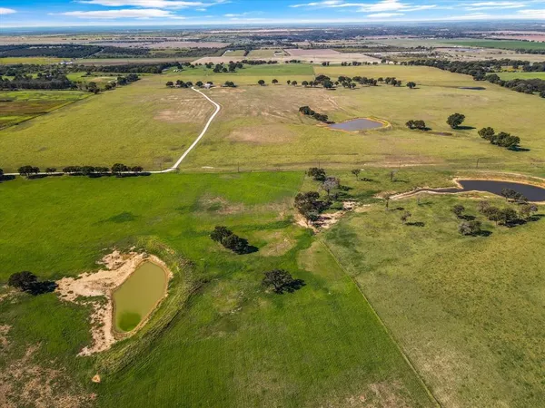 $3,200,000 | 237 Hcr 1444, Covington, TX 76636