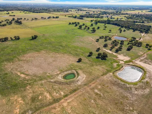 $3,200,000 | 237 Hcr 1444, Covington, TX 76636