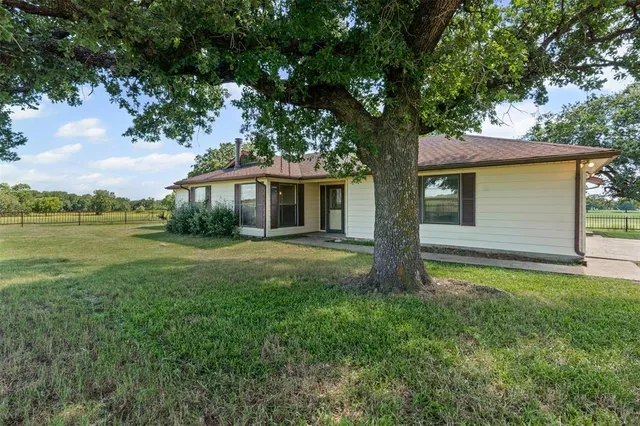 $3,500,000 | 237 Hcr 1444, Covington, TX 76636