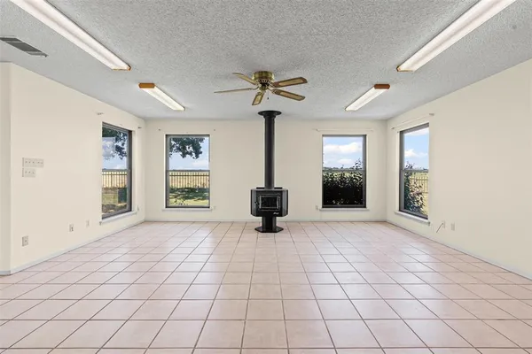 $3,200,000 | 237 Hcr 1444, Covington, TX 76636