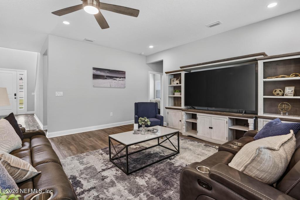 96 Hillendale Circle St. Johns, FL 32259 - Photo 35 of 104 Great Room