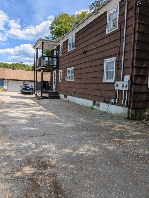 9 New Boston Road Dudley, MA 01571 - Photo 3 of 22 Gallery Image 3