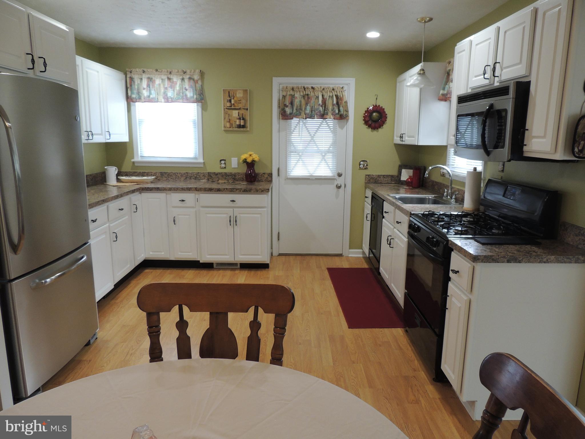 9120 Kilbride Road Baltimore, MD 21236 - Photo 7 of 26