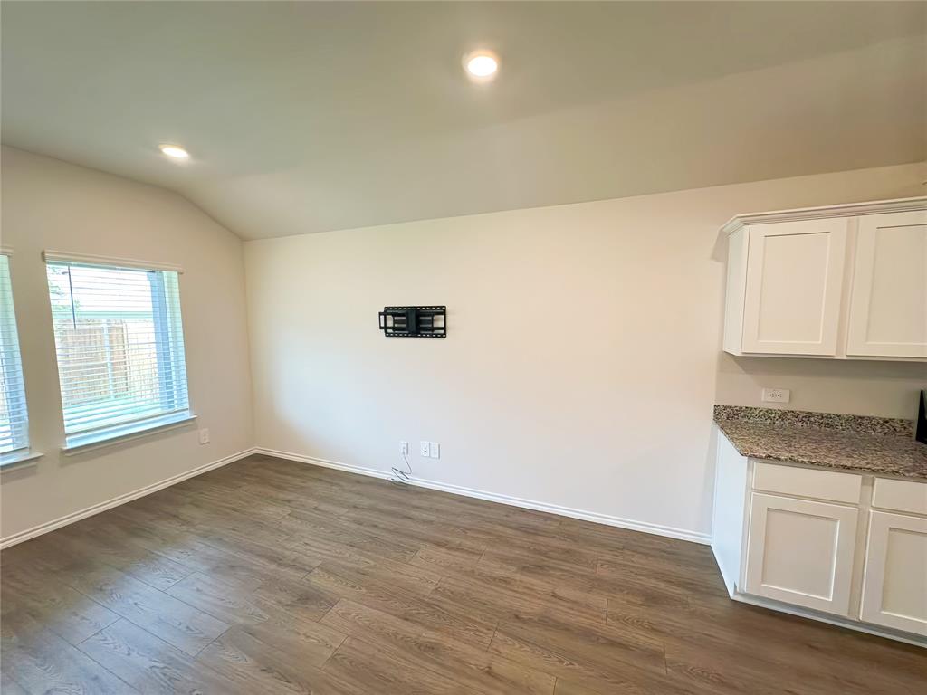 4331 Rendezvous Way Sherman, TX 75090 - Photo 10 of 24