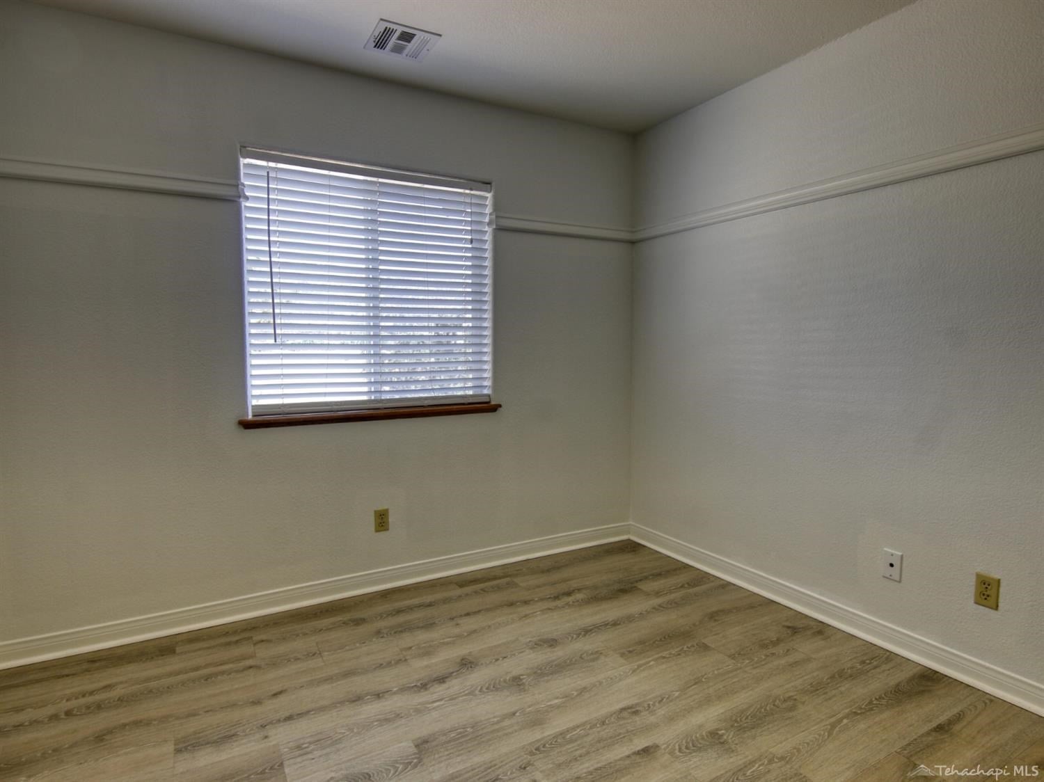 27960 Cumberland Road Tehachapi, CA 93561 - Photo 30 of 43 Gallery Image 30