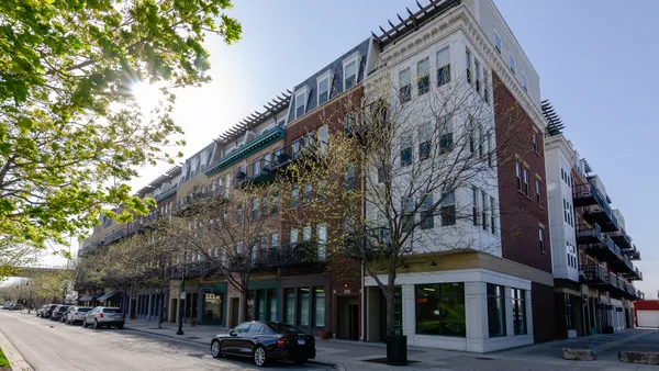 $265,000 | 354 River Street, Unit 3206, Lemont, IL 60439