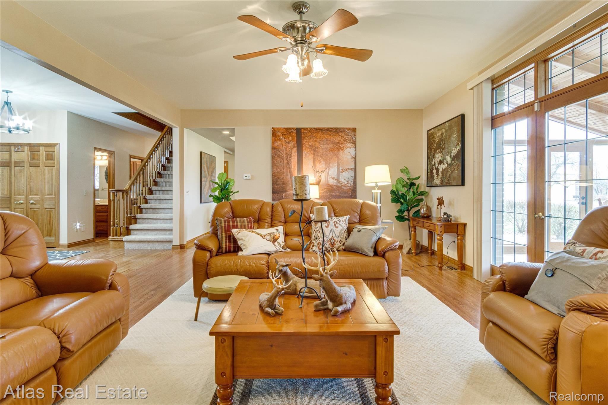 7217 Perry Road Grand Blanc, MI 48439 - Photo 35 of 84 Interiors (10 of 59).jpg